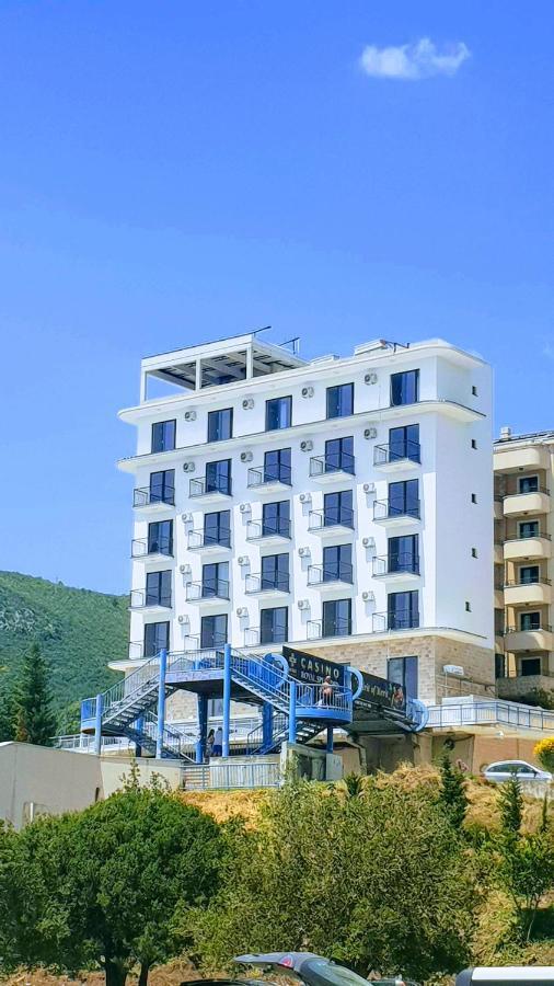 Hotel Svarog Bečići Luaran gambar
